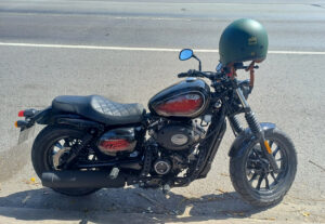 Xe Hyosung 300cc giá chỉ 98 triệu Động cơ V-Twin mạnh mẽ, bánh mâm, ABS