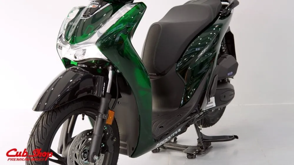 SH125i Vetro nhập khẩu Ý