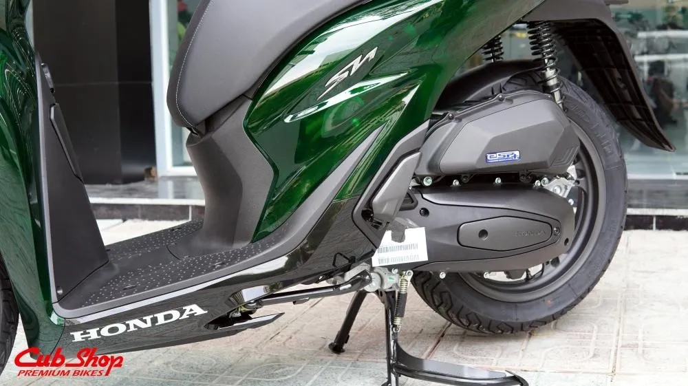SH125i Vetro nhập khẩu Ý