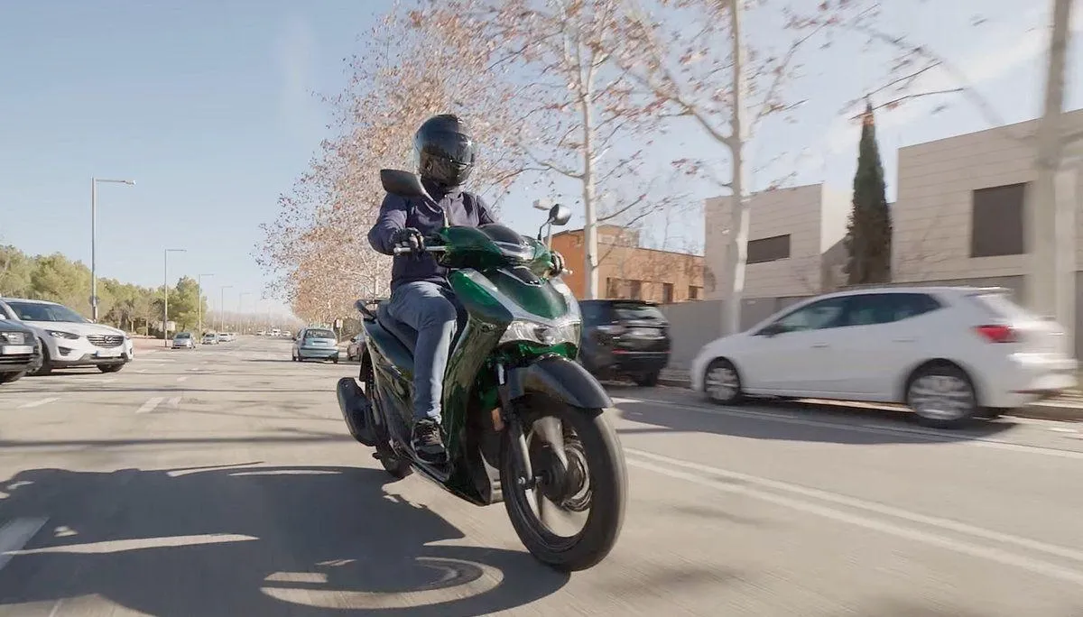 SH125i Vetro nhập khẩu Ý