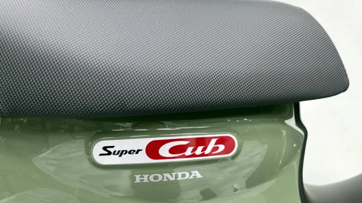 Honda Super Cub 110 Thái Lan -Yên liền siêu đẹp
