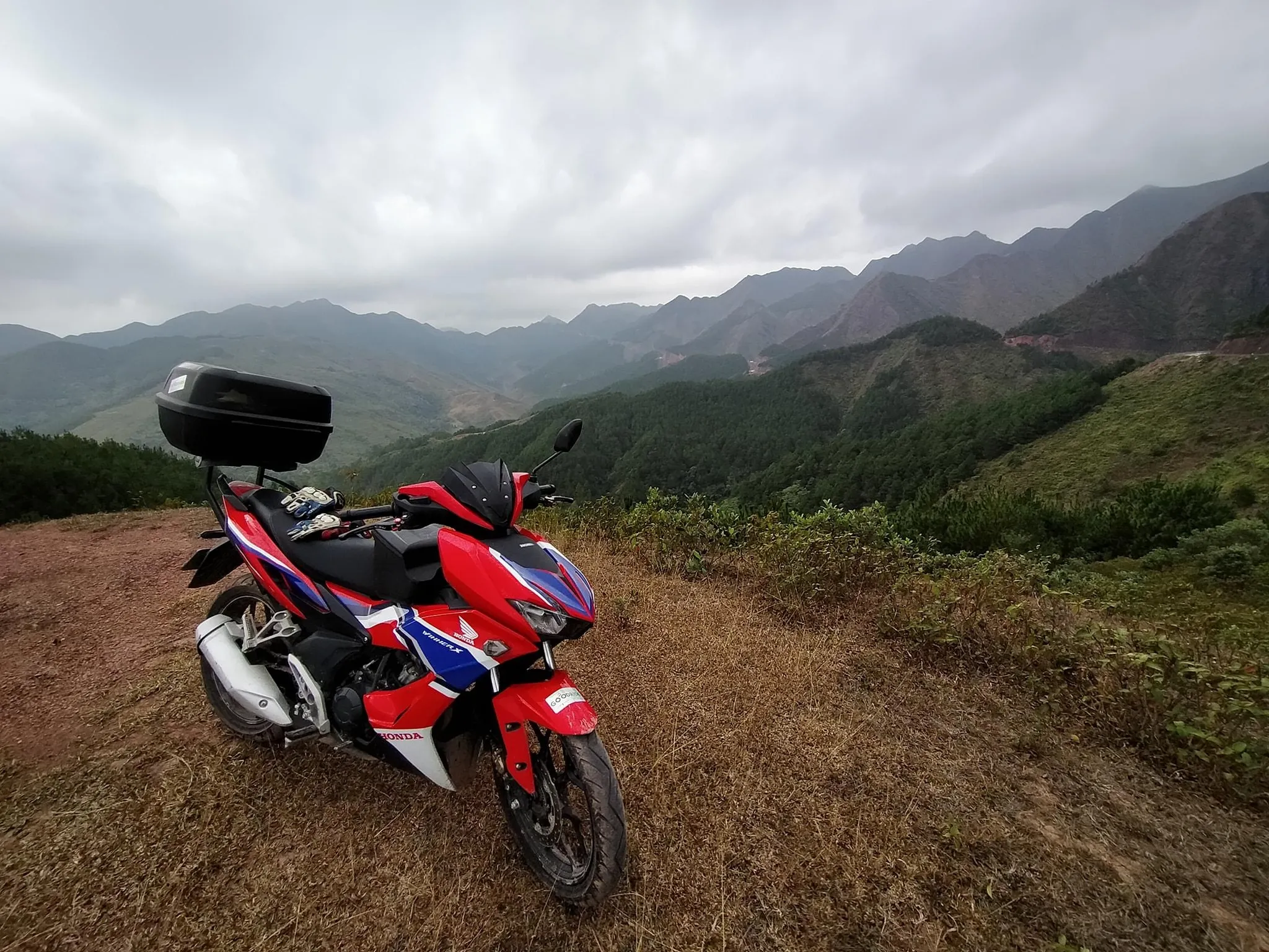 Giá xe máy Honda Winner