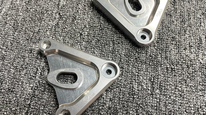 Pat gắn đèn xi nhan trước Gcraft nhập Thái Lan
