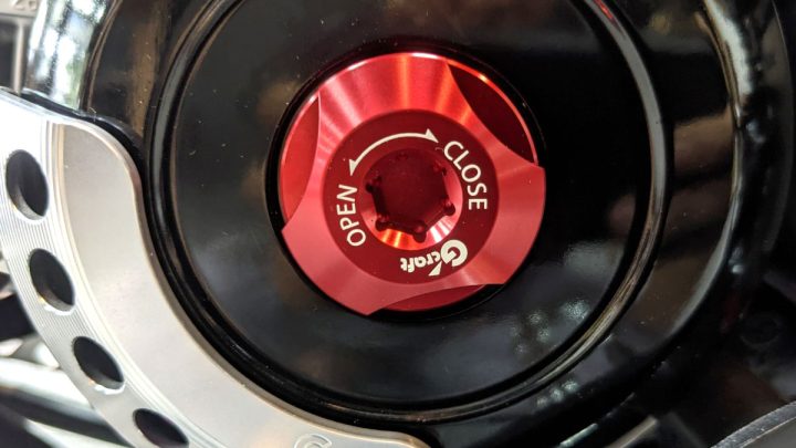 Ốc mân lửa lớn trang trí Honda Dax hiệu H2C nhập Thái Lan