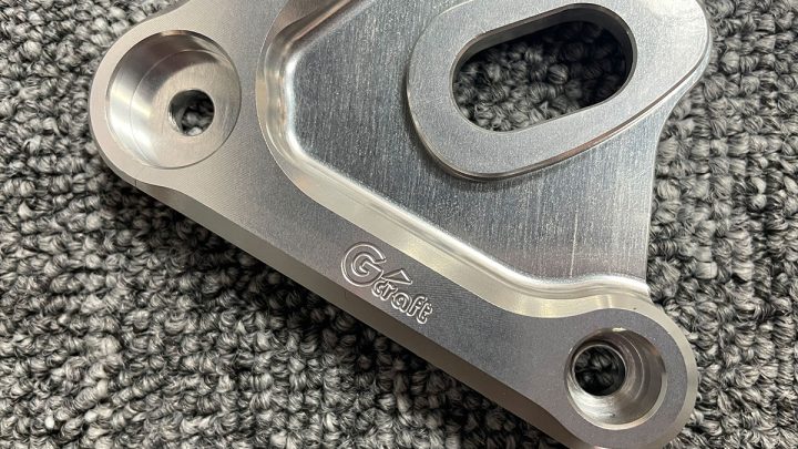 Pat gắn đèn xi nhan trước Gcraft nhập Thái Lan