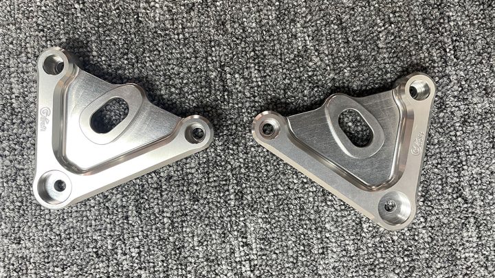 Pat gắn đèn xi nhan trước Gcraft nhập Thái Lan