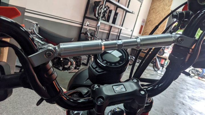 Thanh Giằng Ghi Đông Kitaco gắn xe Honda Dax, CT125 & Monkey