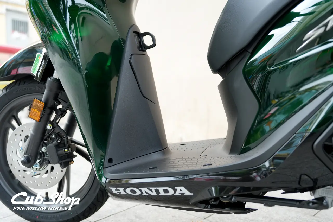 Honda SH Ý Limited Edition đang là tâm điểm của giới chơi xe