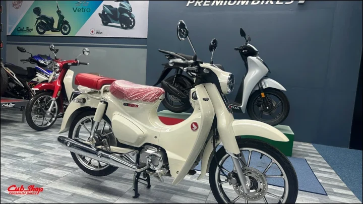 Honda Super Cub C125 Custom Special Edition