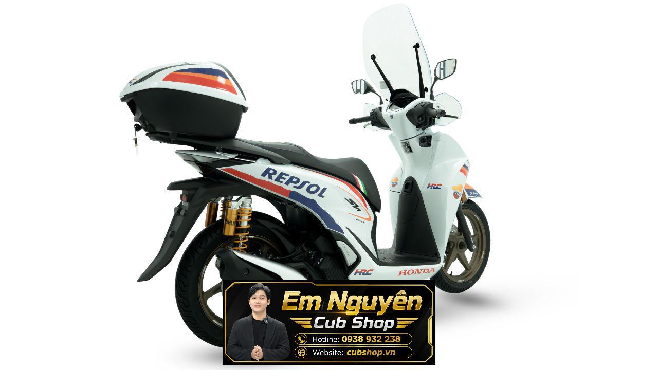 honda-sh150i-repsol-custom-cubhouse-viet-nam (16) Honda SH150i Italy Repsol Custom | Cá tính riêng theo yêu cầu
