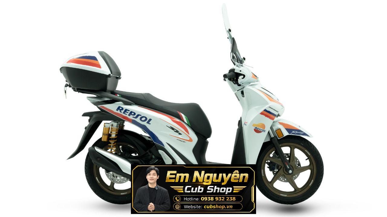 honda-sh150i-repsol-custom-cubhouse-viet-nam (20) Honda SH150i Italy Repsol Custom | Cá tính riêng theo yêu cầu