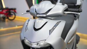 honda sh ý 150i 2027 màu bạc