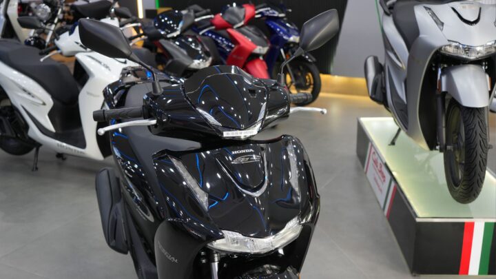 honda sh ý 150i 2027 đen bóng