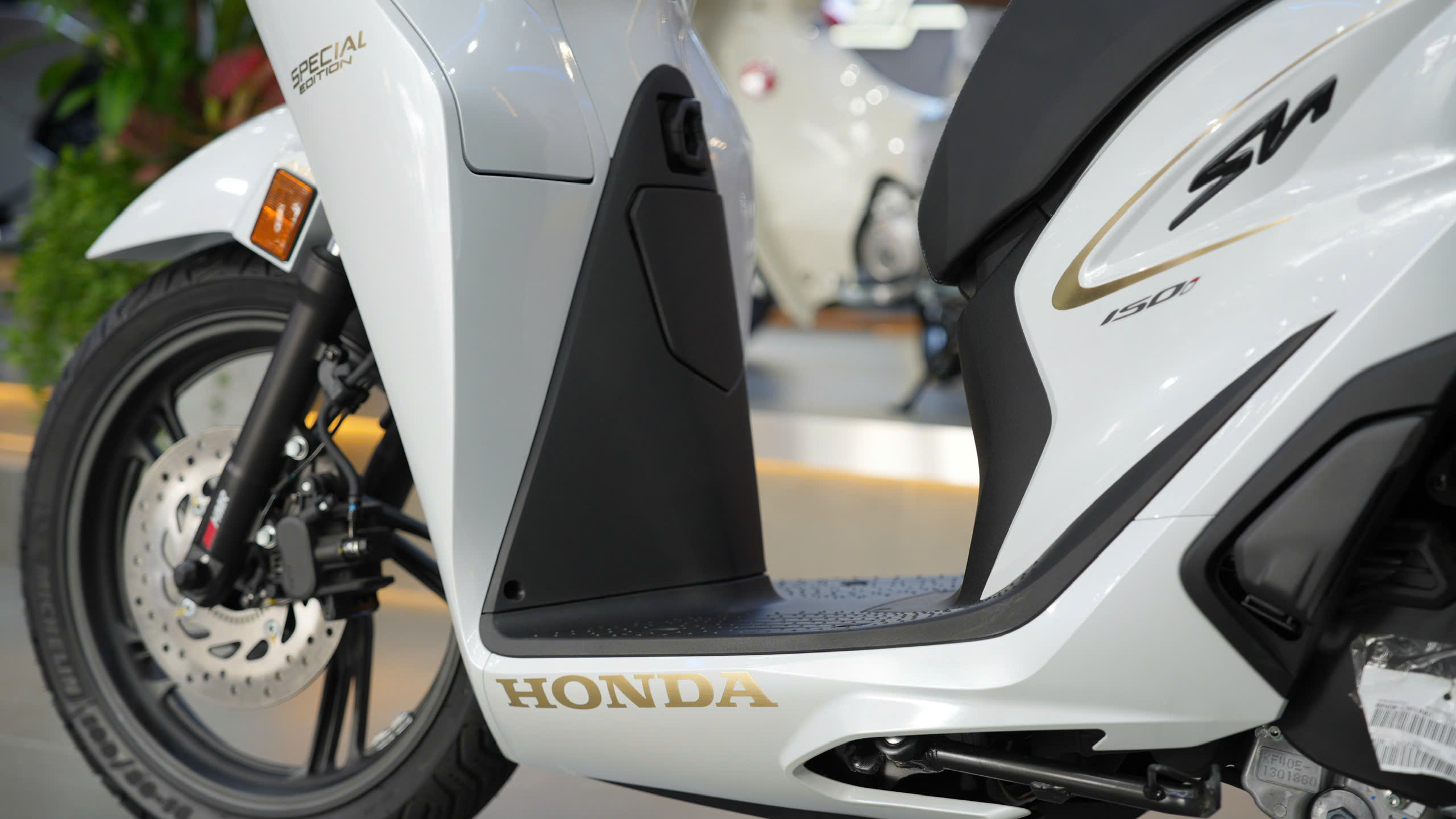 honda sh ý 150i 2027 màu trắng