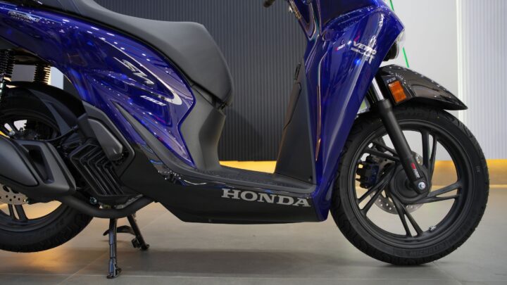 honda sh ý 150i 2027 vetro blue